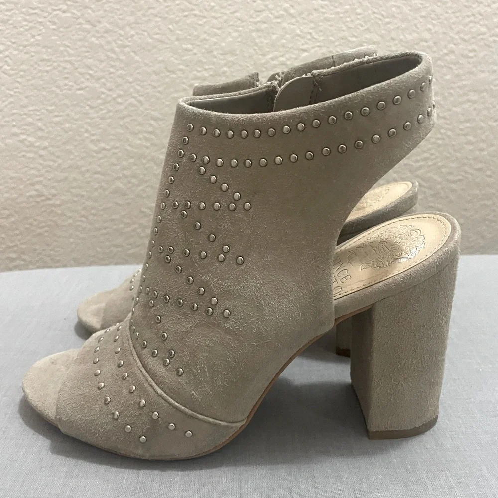 Vince Camuto Block Heel Sandal/ Bootie - Picture 3 of 5
